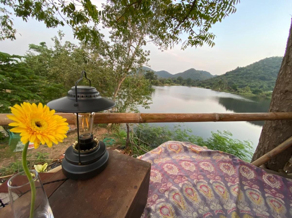 Hotel Royal Mountain Hut Ratchaburi Esterno foto
