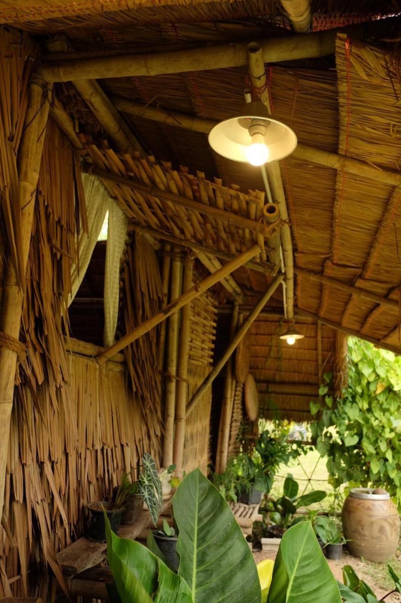 Hotel Royal Mountain Hut Ratchaburi Camera foto