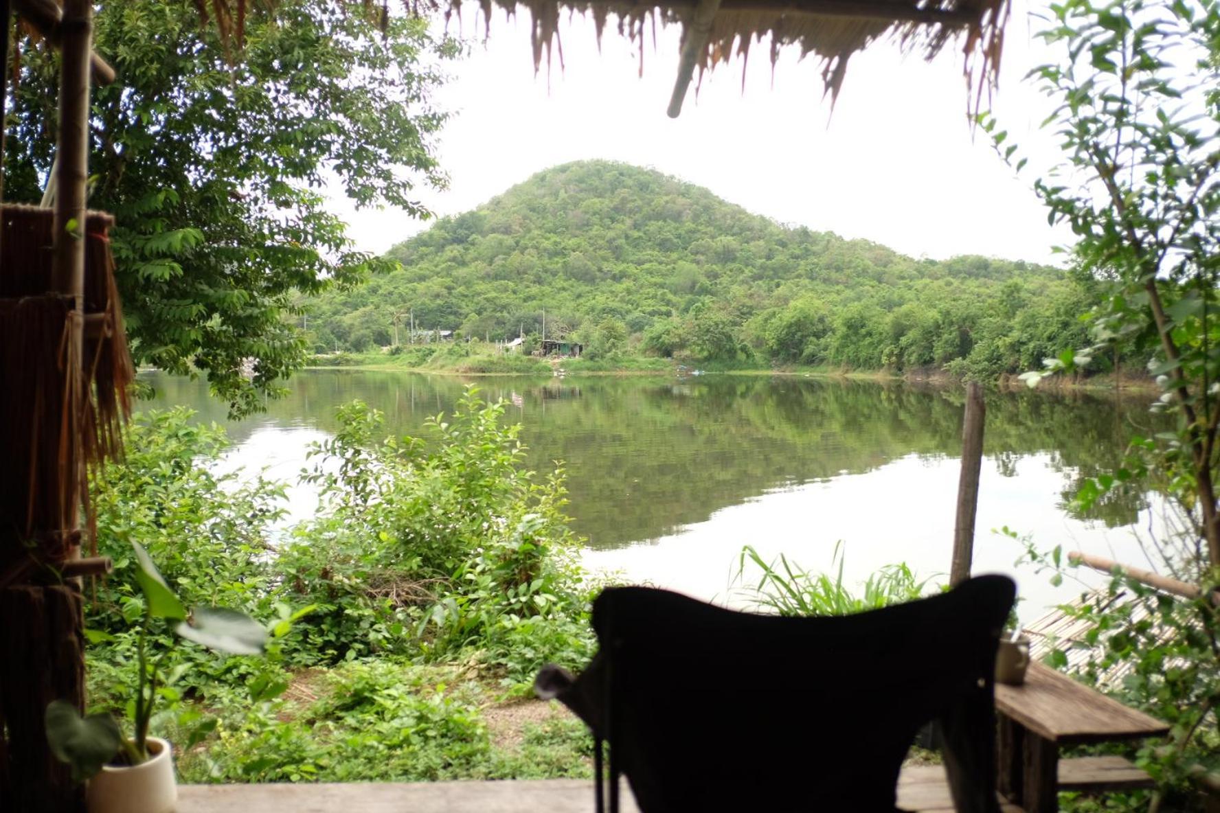 Hotel Royal Mountain Hut Ratchaburi Camera foto