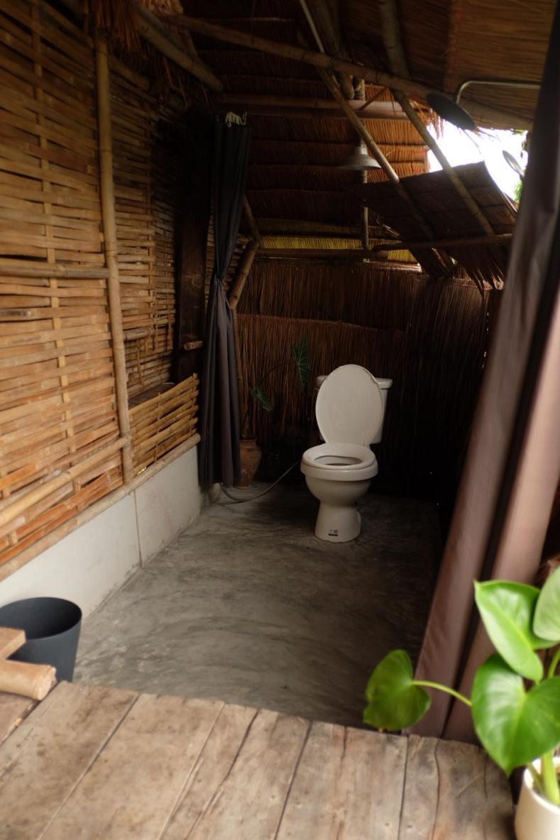 Hotel Royal Mountain Hut Ratchaburi Camera foto